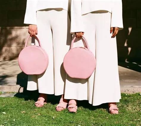 為什麼Mansur Gavriel 又火了？難道又是水桶包？ .